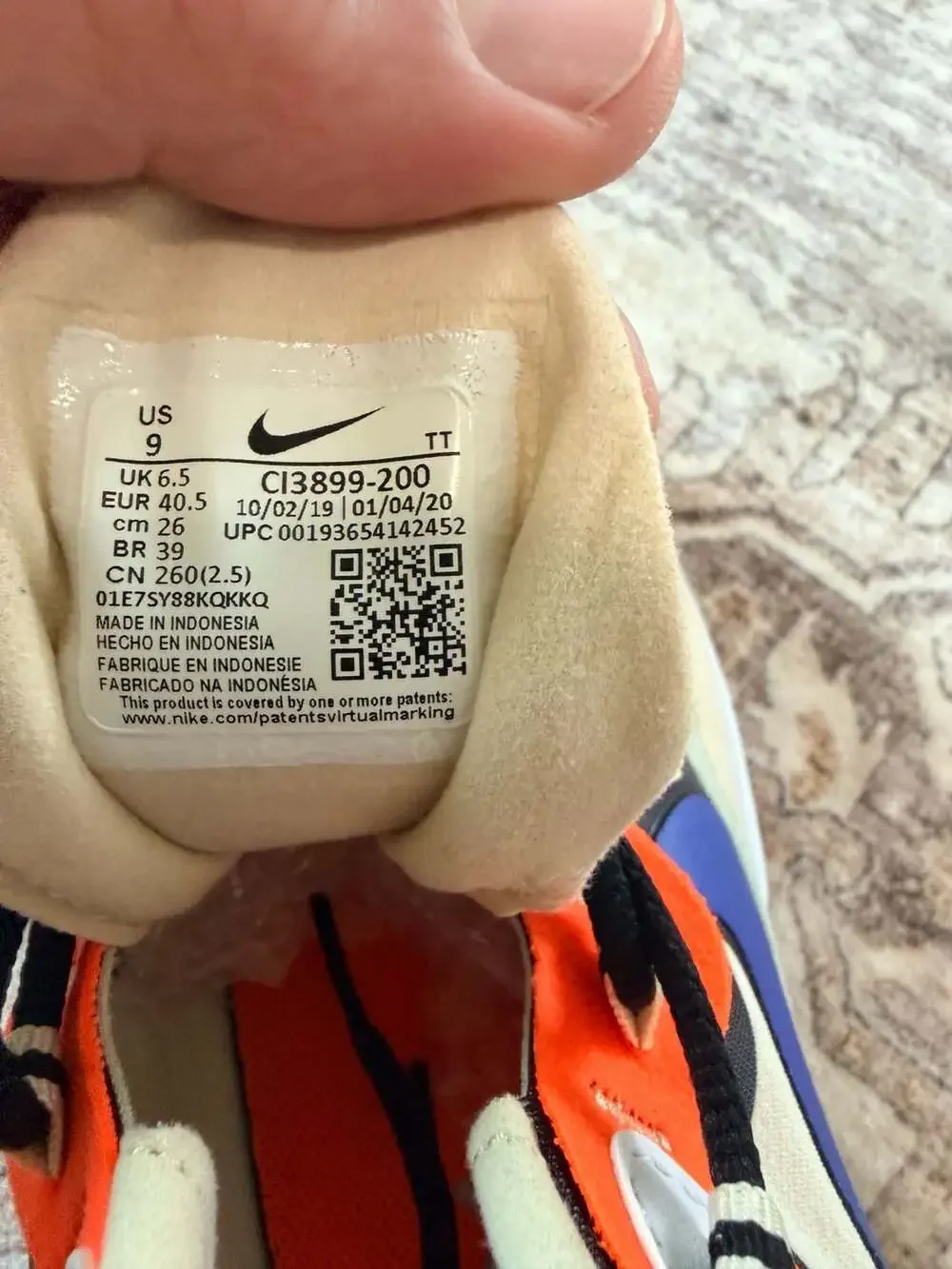 Nike Air Max 270 React CI3899-200 Sneakers Size 9